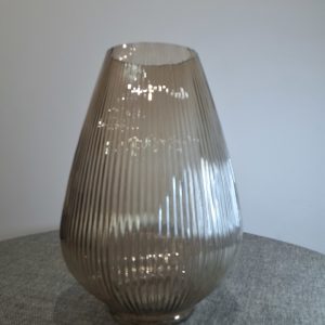 Baise Ribbed small beige glass vase