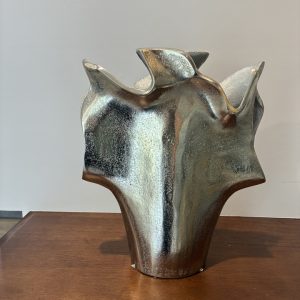 Alex small crowned silver vase