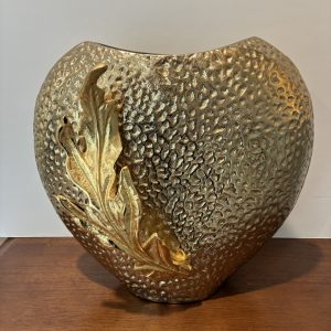 Guy large heart gold vase