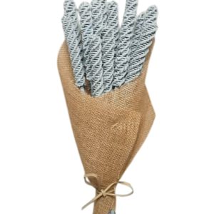 Grey vine candle